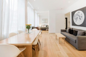 Oxford Circus Designer Apartment, London